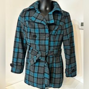 Women’s peacoat, size large